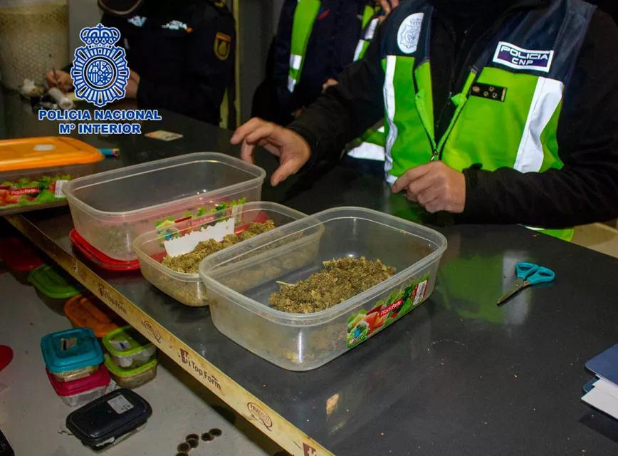 Intervienen un club de futboleros murcianos en el que se dispensaba cannabis 