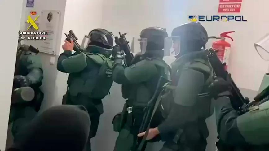 Intervienen en España dos grandes clanes que traficaban con toneladas de hachís y coca 