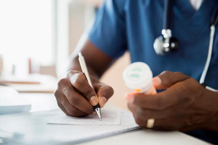 California aprueba una ley para emitir recetas de MDMA y psilocibina cuando sean legales en el país 