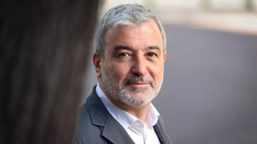 El alcalde de Barcelona dice que activará un plan antidroga, con ofensiva a los clubs de cannabis 