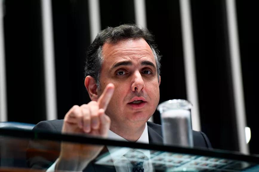 El presidente del Senado de Brasil dijo que el alcohol es más nocivo que el cannabis