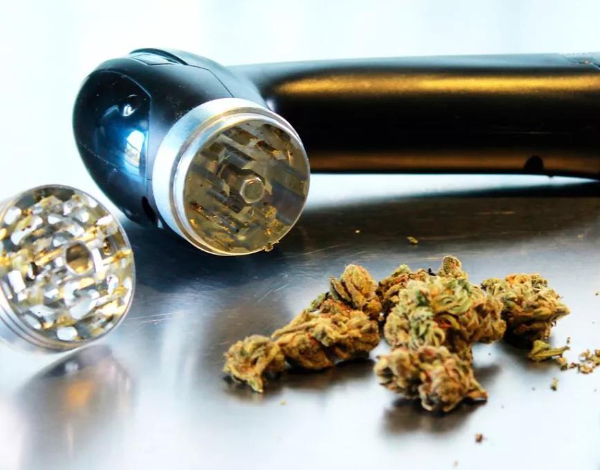 Tres opciones eléctricas para moler cannabis