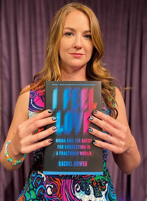 La increíble y apasionante historia del éxtasis, según Rachel Nuwer