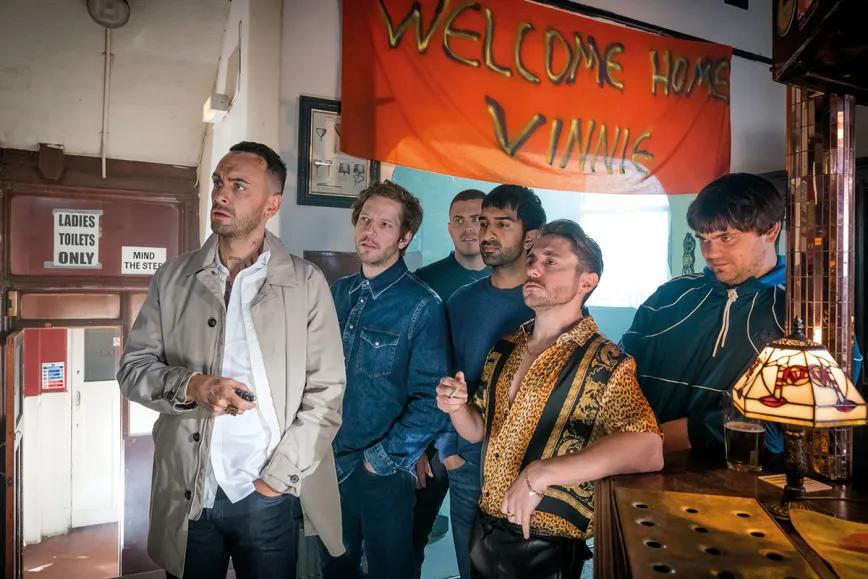 La gang de Vinnie haciendo de las suyas en la 3ª temporada de la serie.