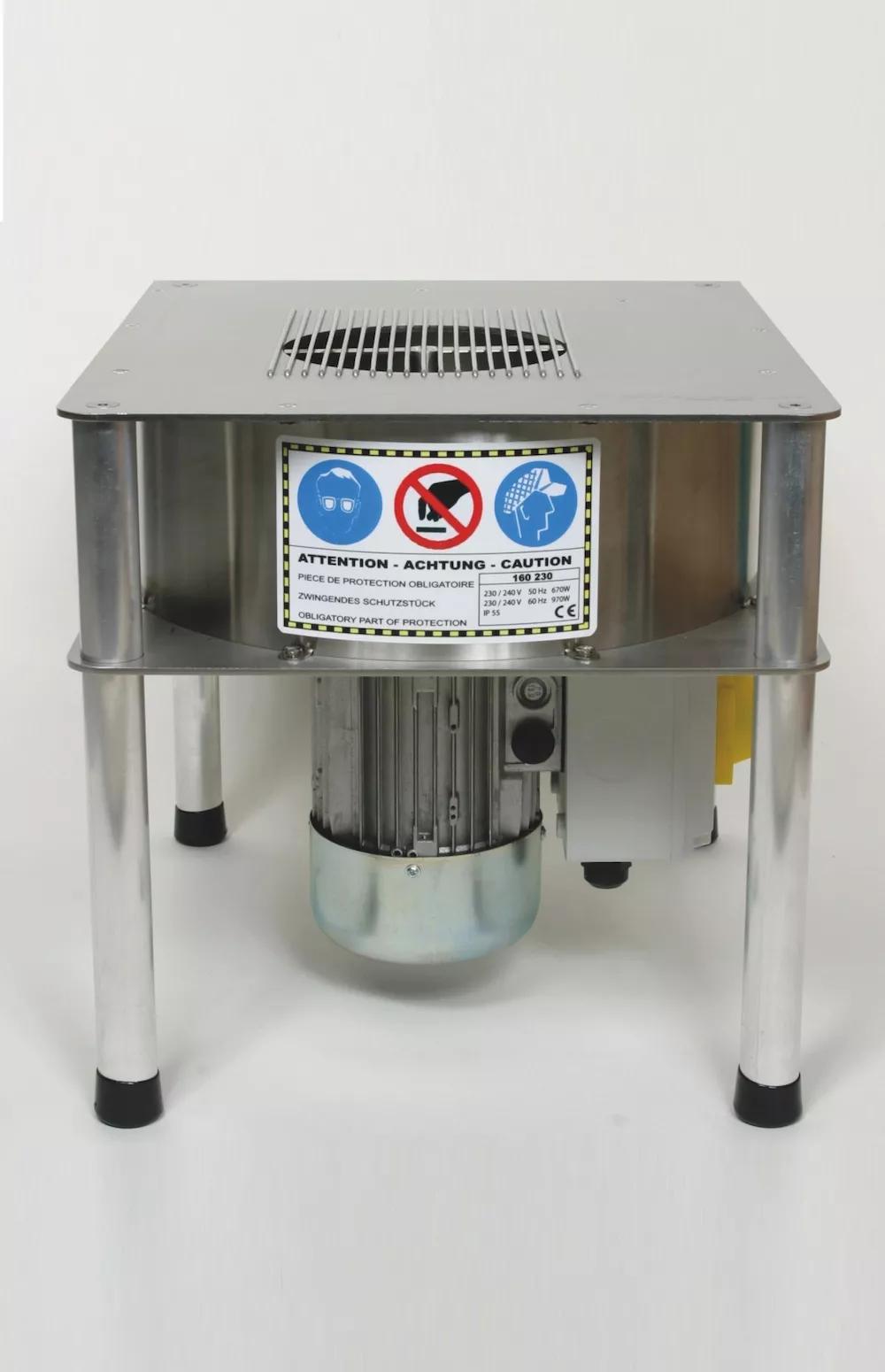 Manicuradora de rejilla.