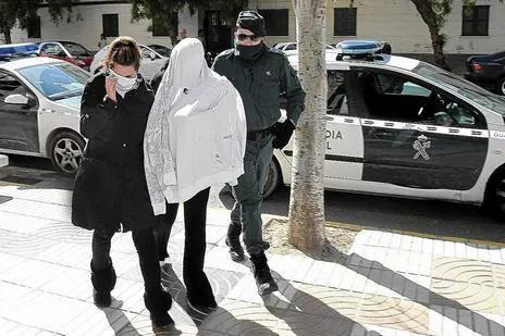 Detención de la directora de un colegio de monjas