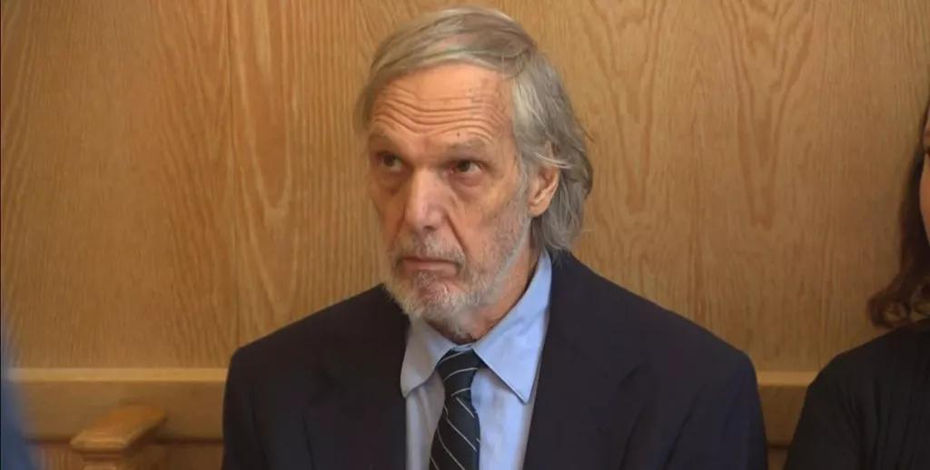 Detienen a un anciano de 75 años con marihuana por valor de 500.000$