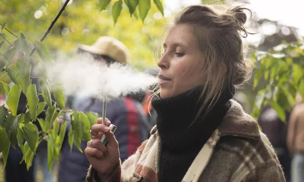Mujeres cannadienses dicen ser mejores madres gracias a la marihuana