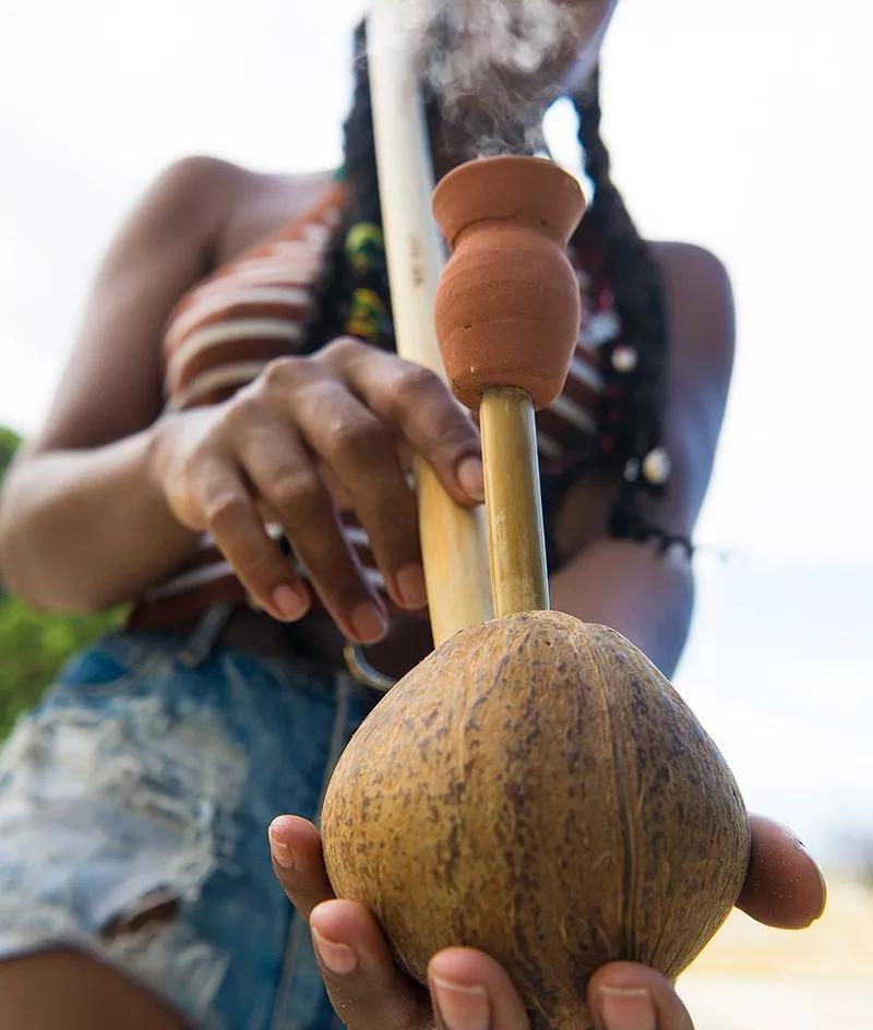 Cáliz de vapor, la pipa jamaicana para la weed