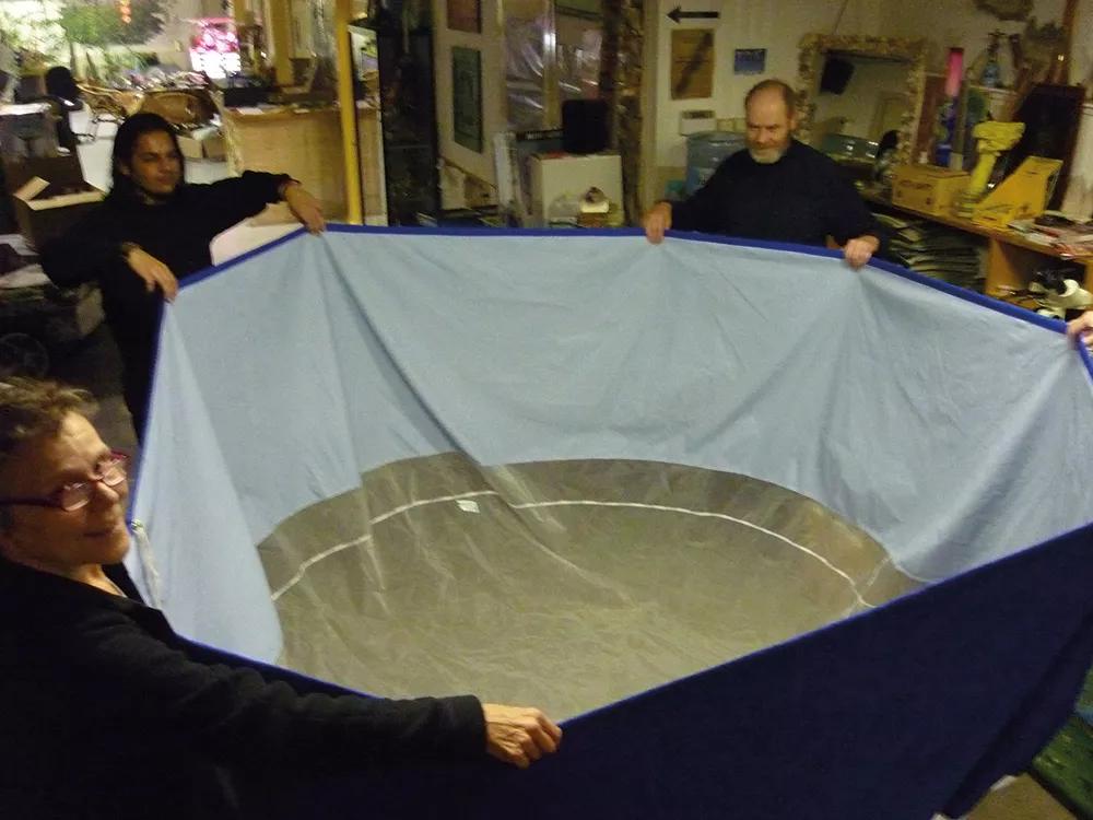 Las bolsas más grandes de Ice-O-Lator que jamás hayamos fabricado.