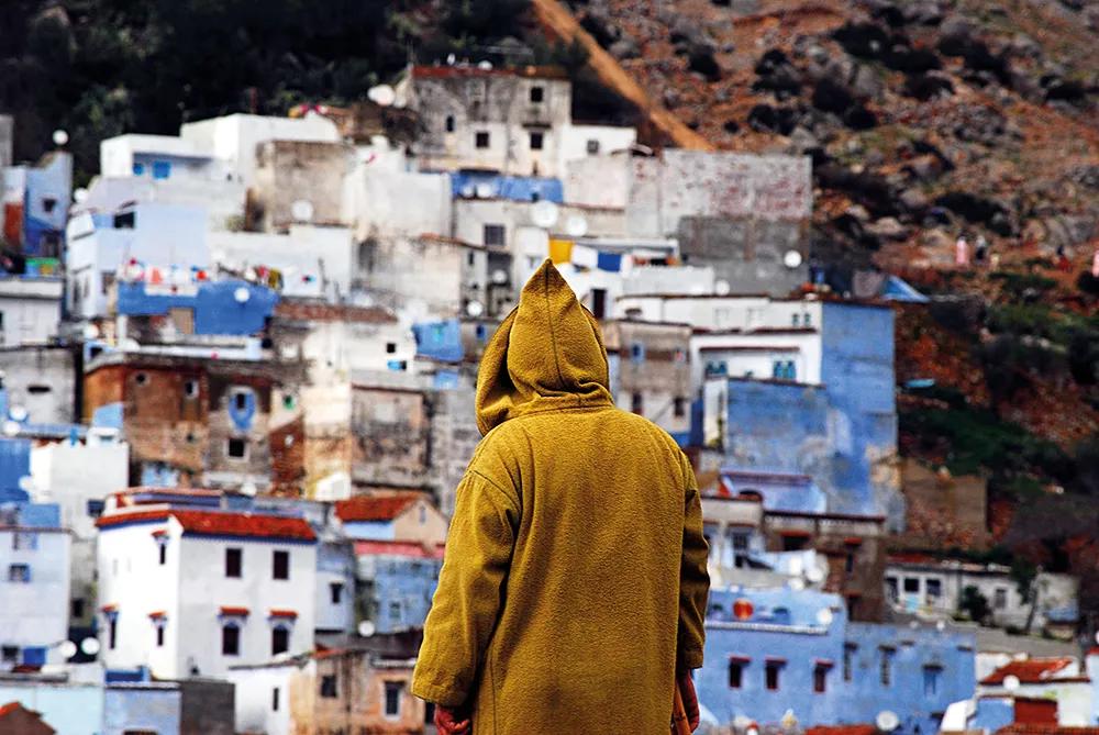 KIFI (Con la colaboración poética de Bárbara Zagora)