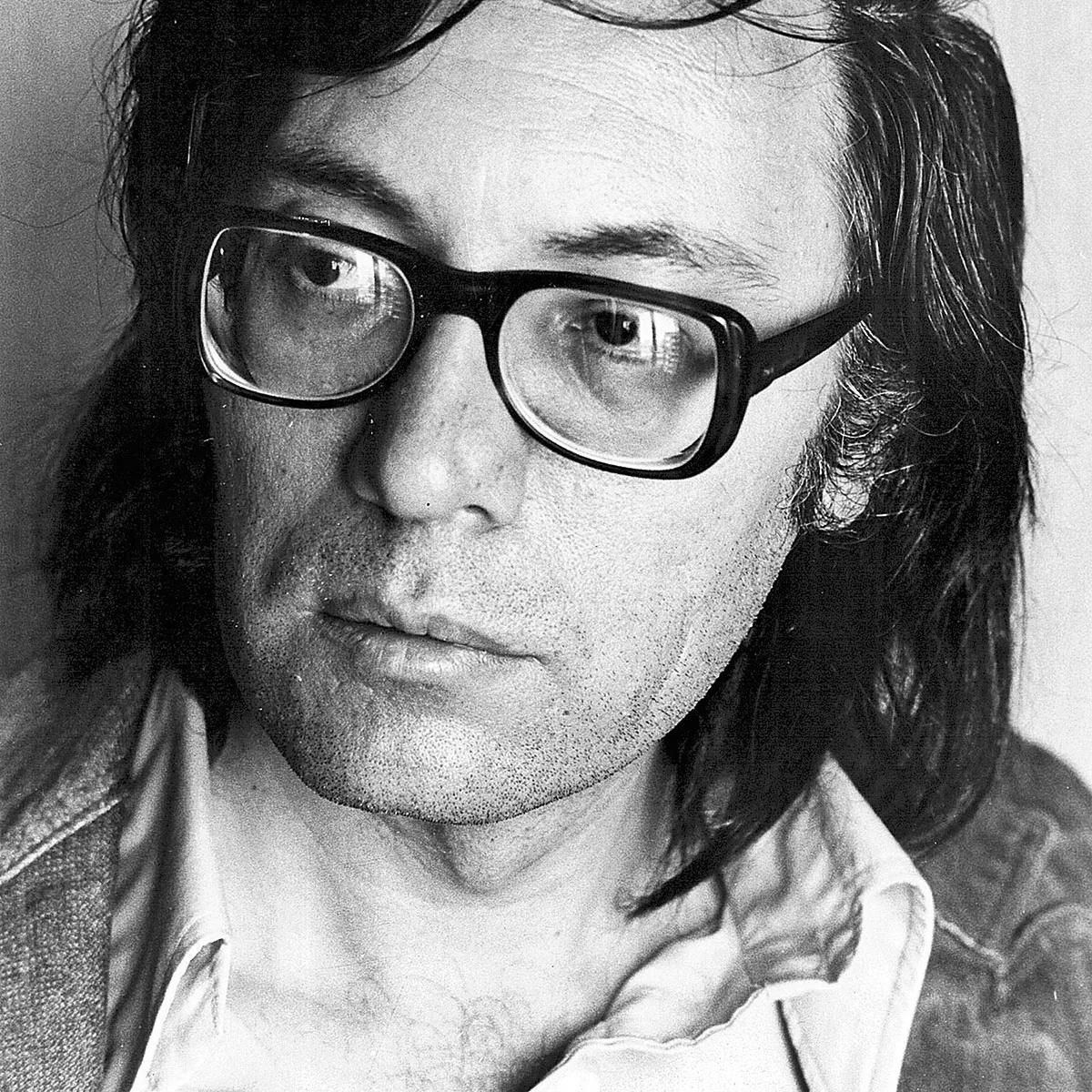 Umbral y rosa Por Jonás Sánchez Pedrero 