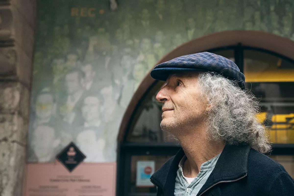 Alonso del Río, fabricante de instrumentos de liberación. Fotos: Paulina Flores