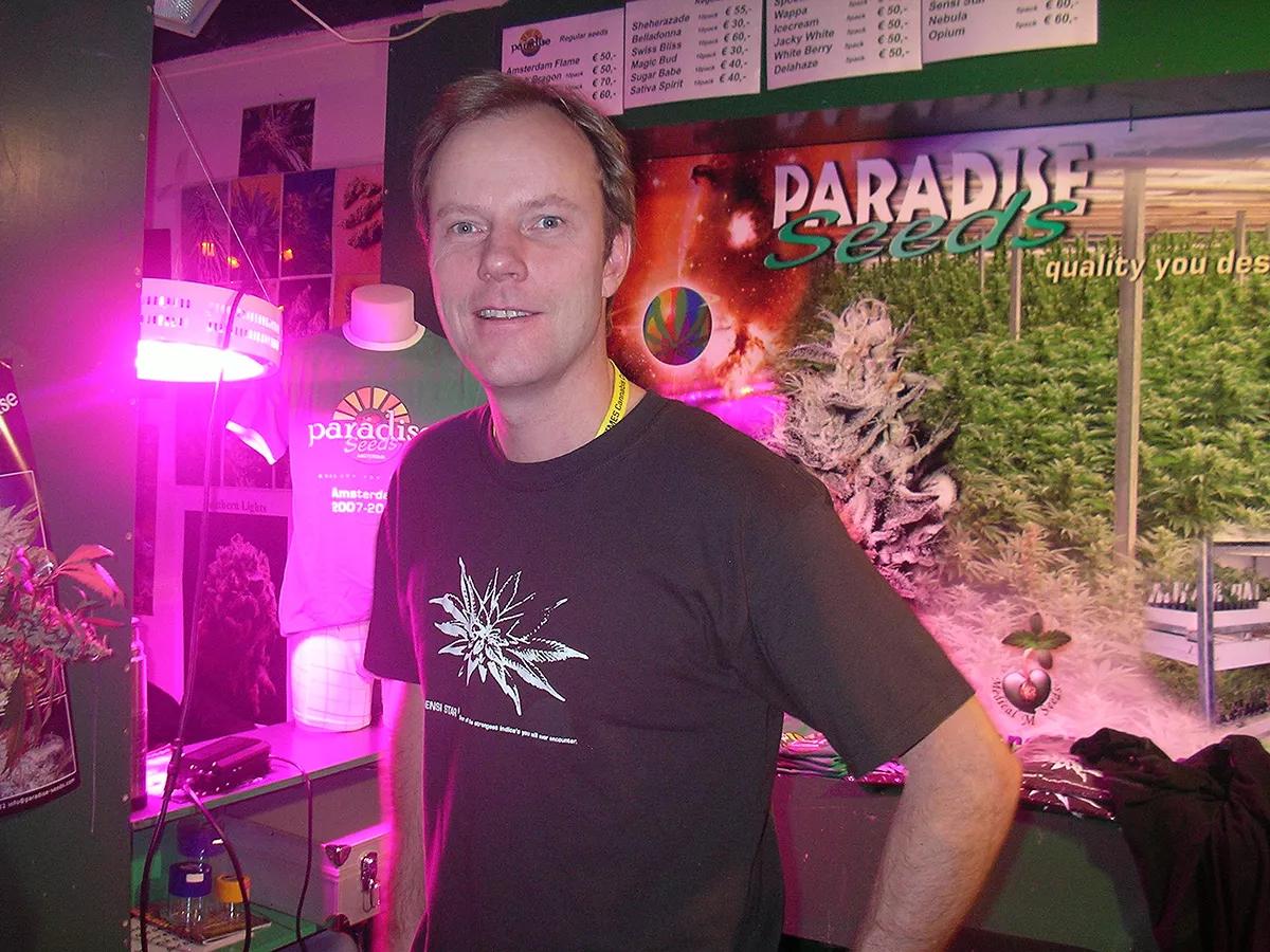 Historia de Paradise Seeds: 30 Años de Genética Superior de Cannabis